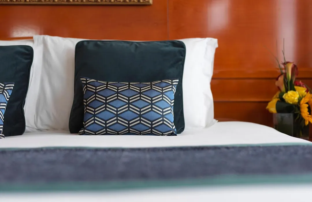 Sunborn London Yacht Hotel-1