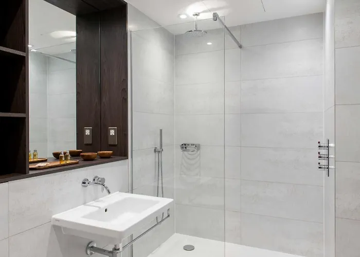 Cove Cannon Street Londra